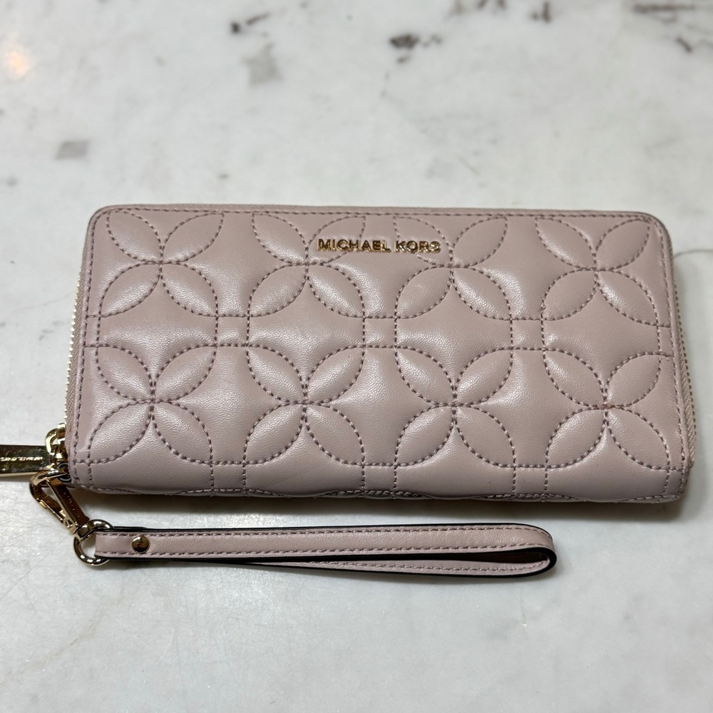 Large Quilted Leather Smartphone Wristlet